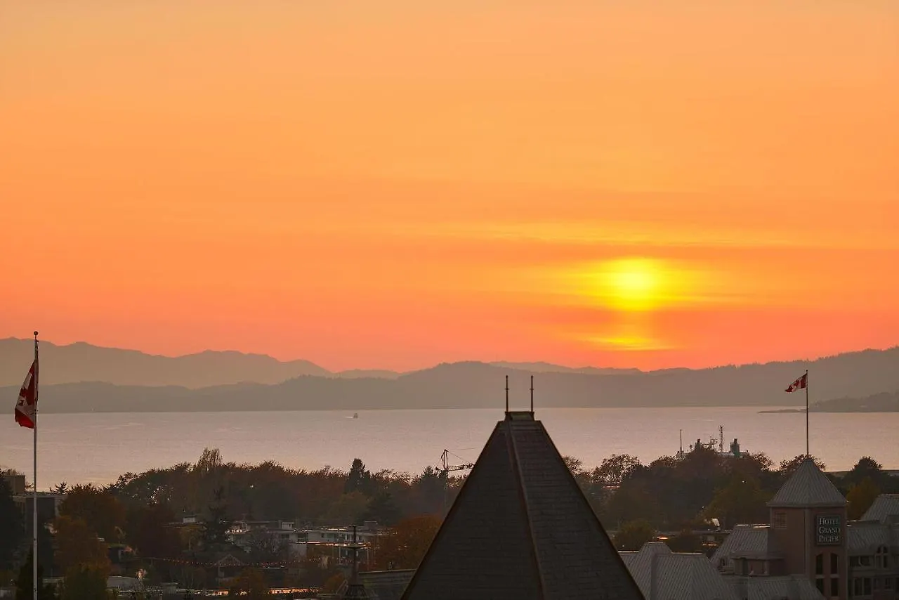 Luxury View Condo In Downtown Victoria Kanada